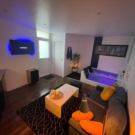 La Bulle Bleue Jacuzzi Épernay